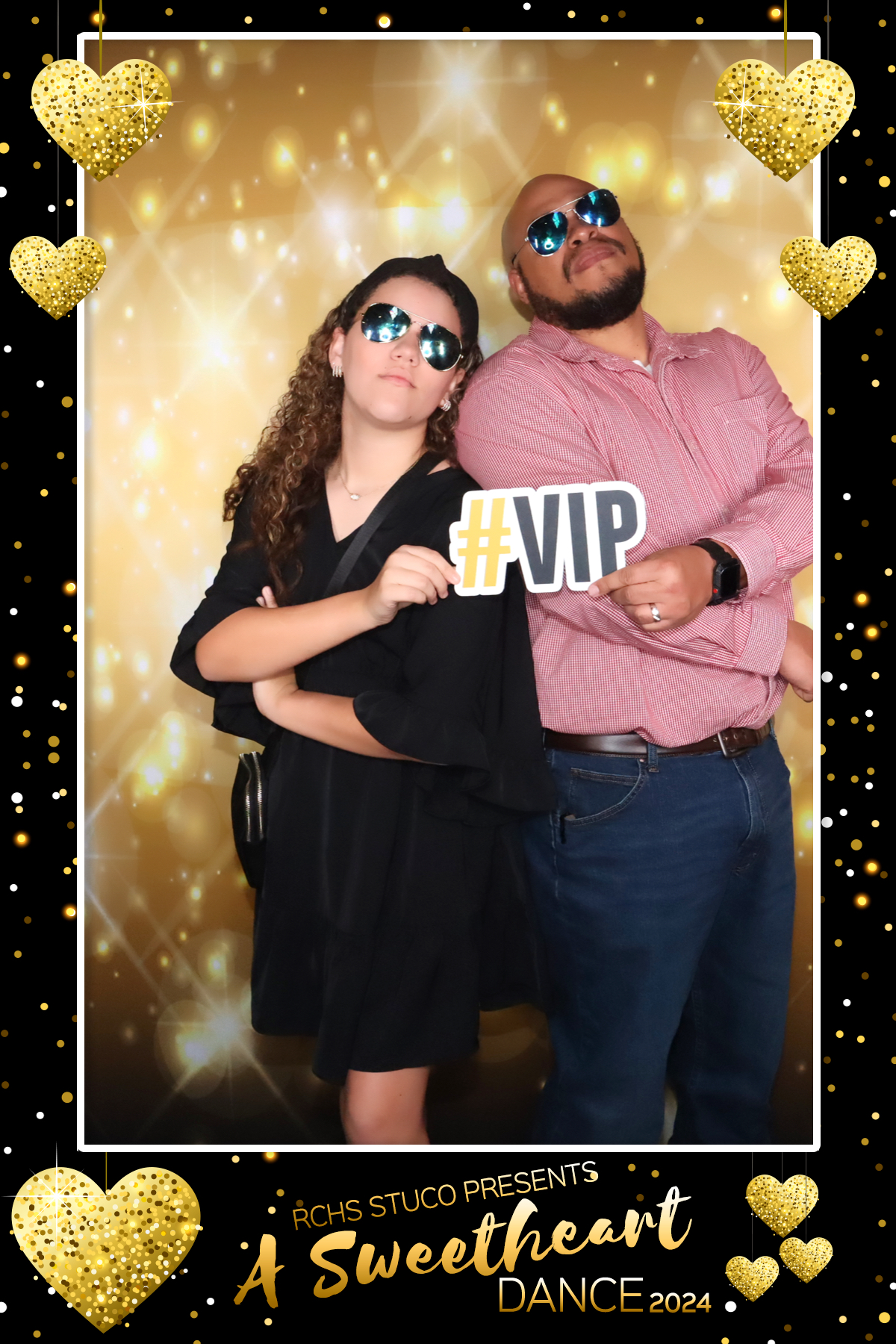 RCHS:  A SWEETHEART DANCE | View more photos from the event at gallery.rckapturedmemories.com/u/RCKapturedMemories/RCHS-A-SWEETHEART-DANCE