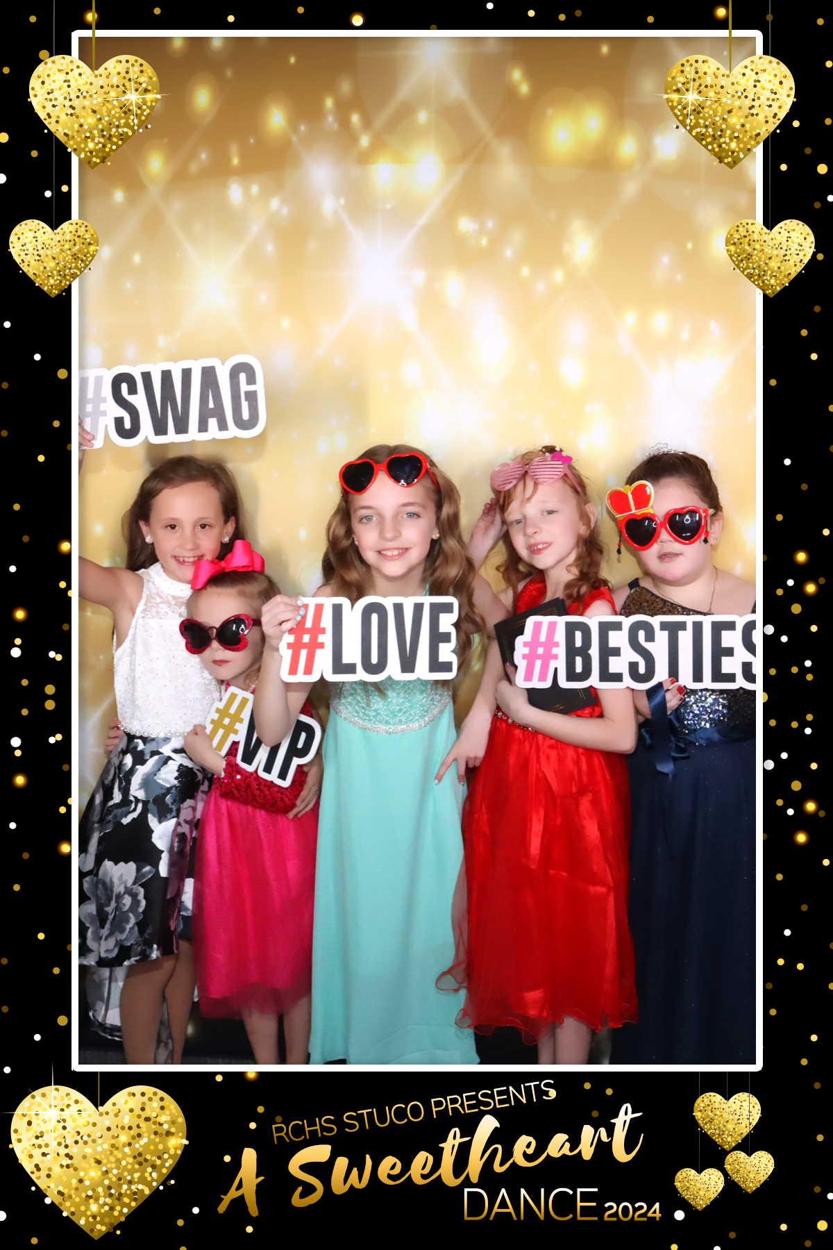 RCHS:  A SWEETHEART DANCE | View more photos from the event at gallery.rckapturedmemories.com/u/RCKapturedMemories/RCHS-A-SWEETHEART-DANCE