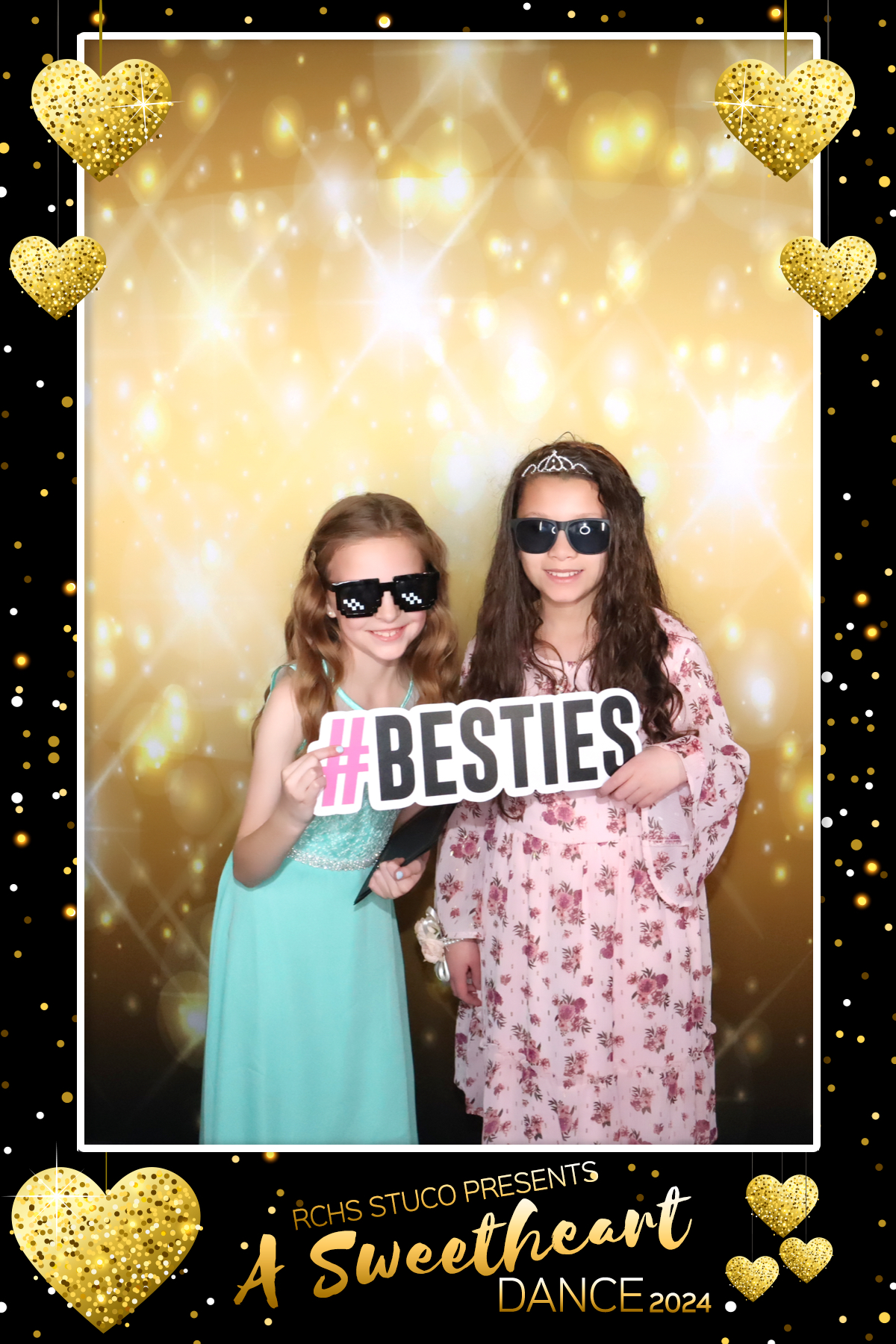 RCHS:  A SWEETHEART DANCE | View more photos from the event at gallery.rckapturedmemories.com/u/RCKapturedMemories/RCHS-A-SWEETHEART-DANCE