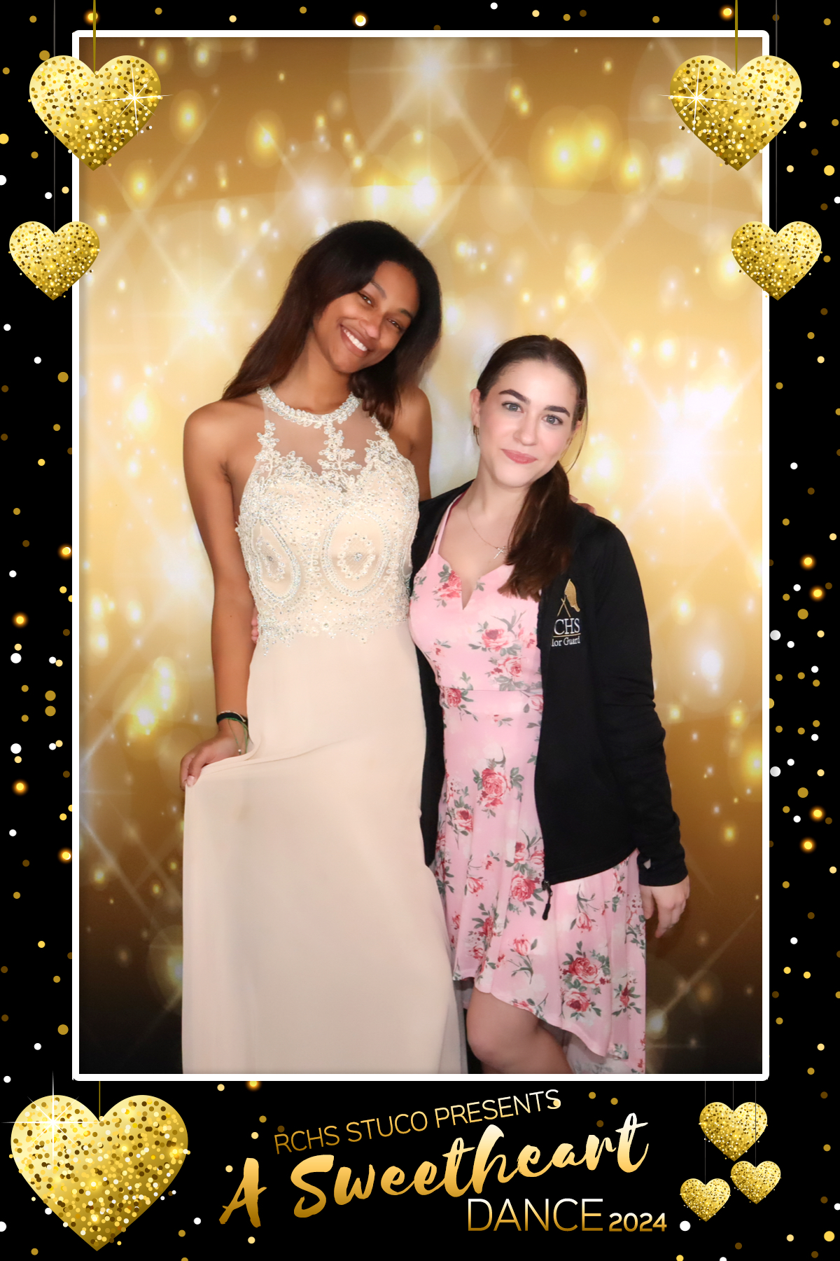 RCHS:  A SWEETHEART DANCE | View more photos from the event at gallery.rckapturedmemories.com/u/RCKapturedMemories/RCHS-A-SWEETHEART-DANCE
