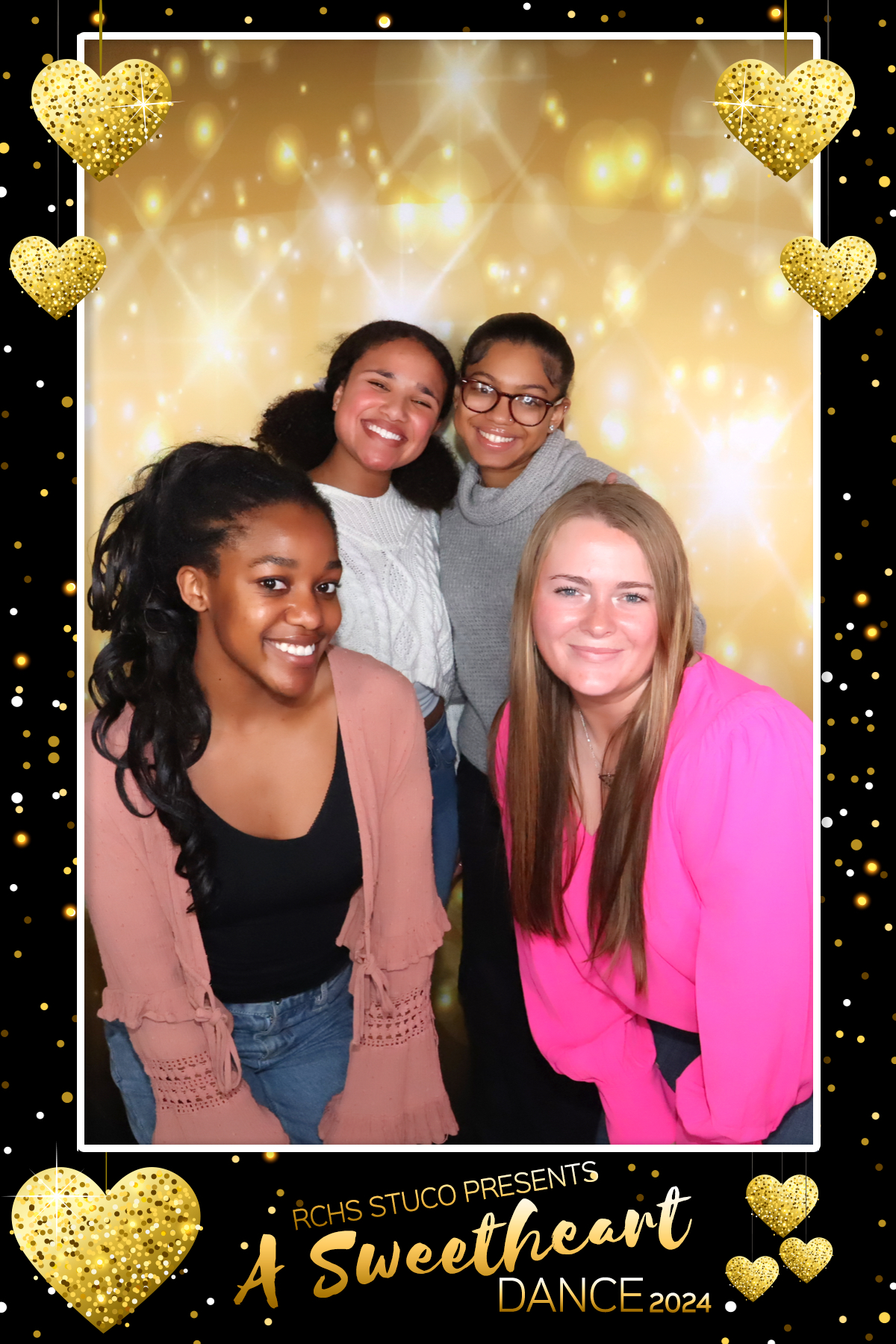 RCHS:  A SWEETHEART DANCE | View more photos from the event at gallery.rckapturedmemories.com/u/RCKapturedMemories/RCHS-A-SWEETHEART-DANCE