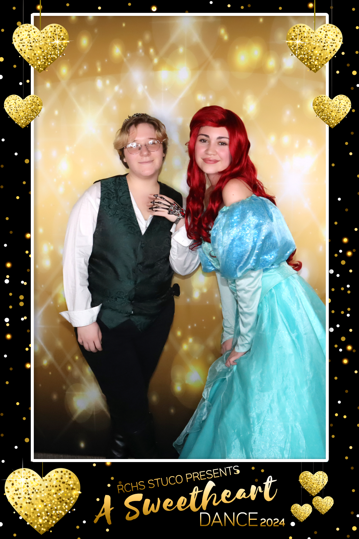 RCHS:  A SWEETHEART DANCE | View more photos from the event at gallery.rckapturedmemories.com/u/RCKapturedMemories/RCHS-A-SWEETHEART-DANCE