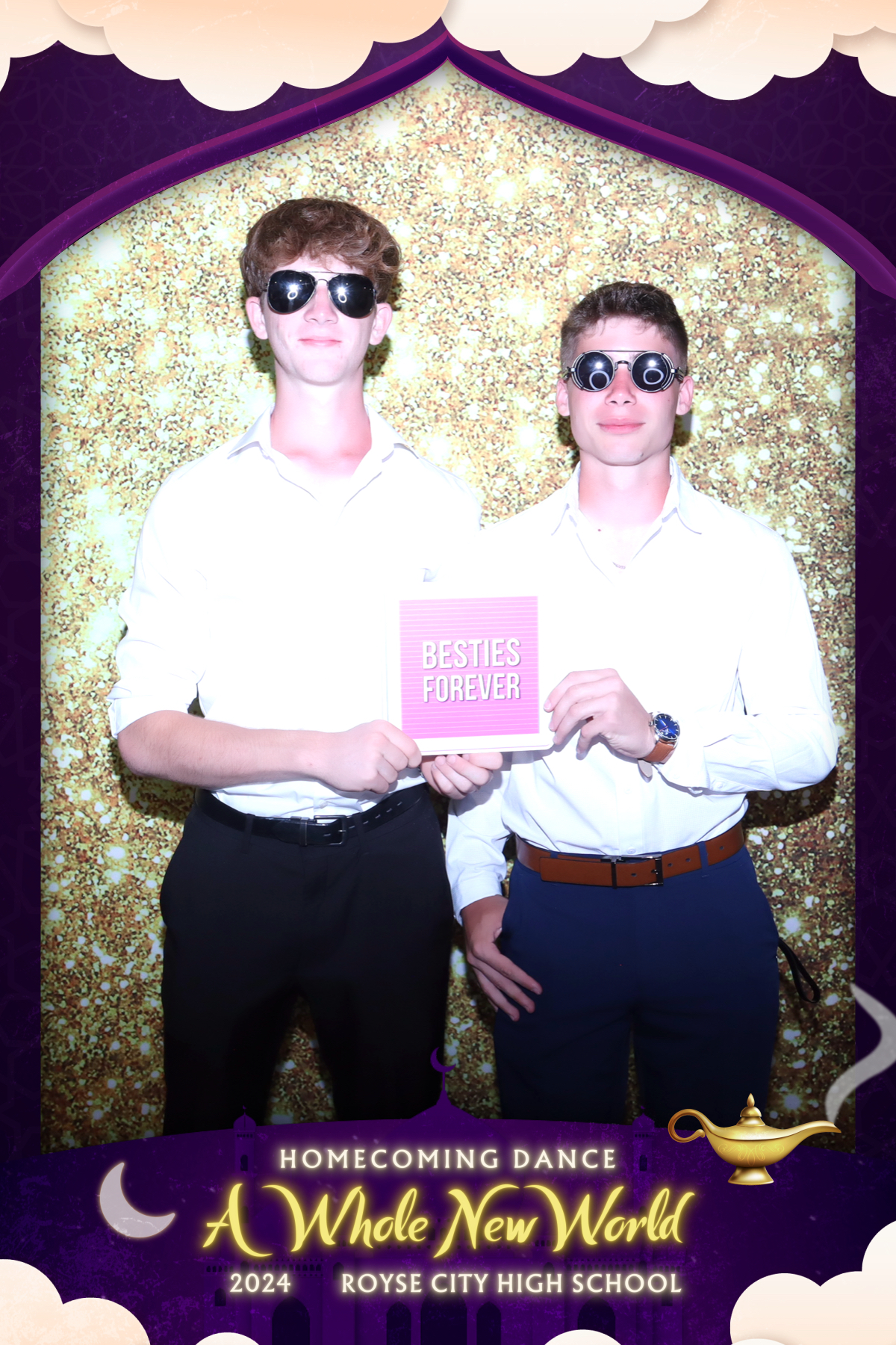 RCHS Homecoming '24:  A Whole New World | View more photos from the event at gallery.rckapturedmemories.com/u/RCKapturedMemories/RCHS-Homecoming-24-A-Whole-New-World