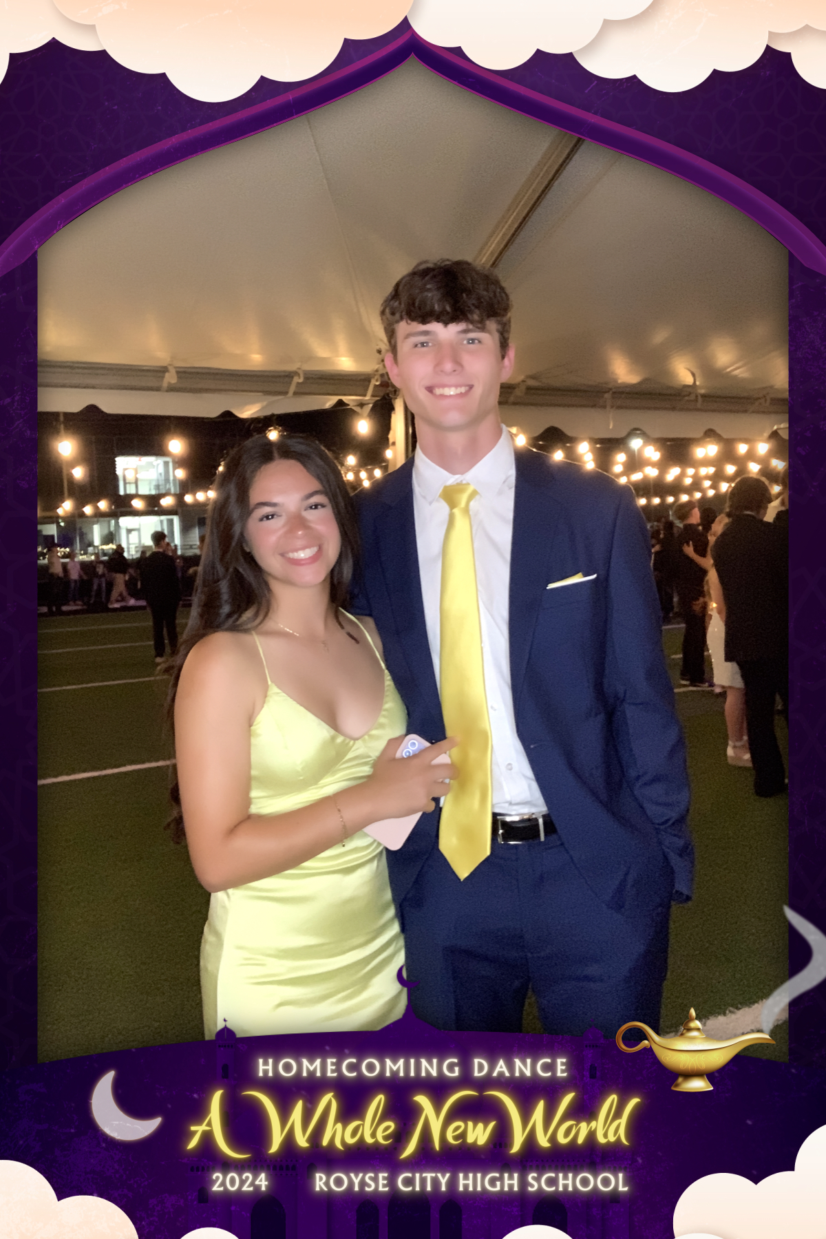 RCHS Homecoming '24:  A Whole New World | View more photos from the event at gallery.rckapturedmemories.com/u/RCKapturedMemories/RCHS-Homecoming-24-A-Whole-New-World