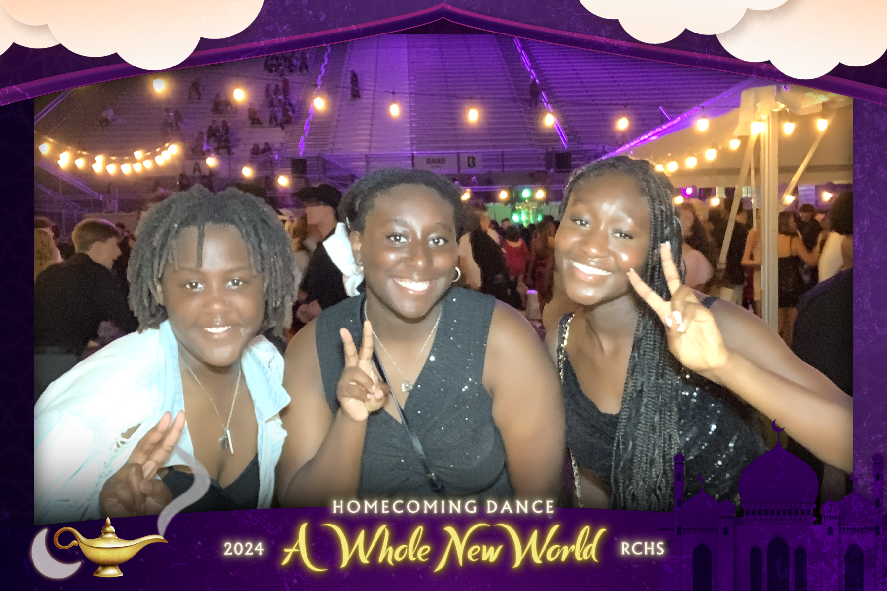 RCHS Homecoming '24:  A Whole New World | View more photos from the event at gallery.rckapturedmemories.com/u/RCKapturedMemories/RCHS-Homecoming-24-A-Whole-New-World
