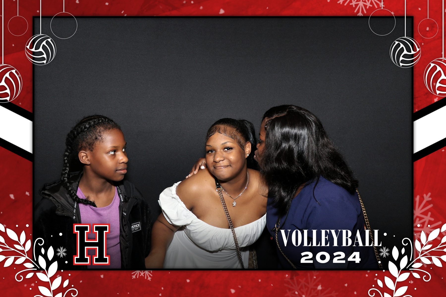 RHHS VOLLEYBALL BANQUET | View more photos from the event at gallery.rckapturedmemories.com/u/RCKapturedMemories/RHHS-VOLLEYBALL-BANQUET