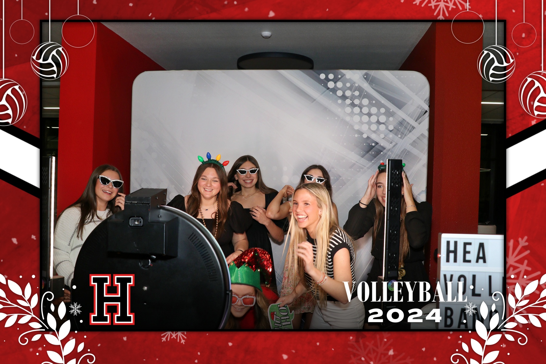 RHHS VOLLEYBALL BANQUET | View more photos from the event at gallery.rckapturedmemories.com/u/RCKapturedMemories/RHHS-VOLLEYBALL-BANQUET