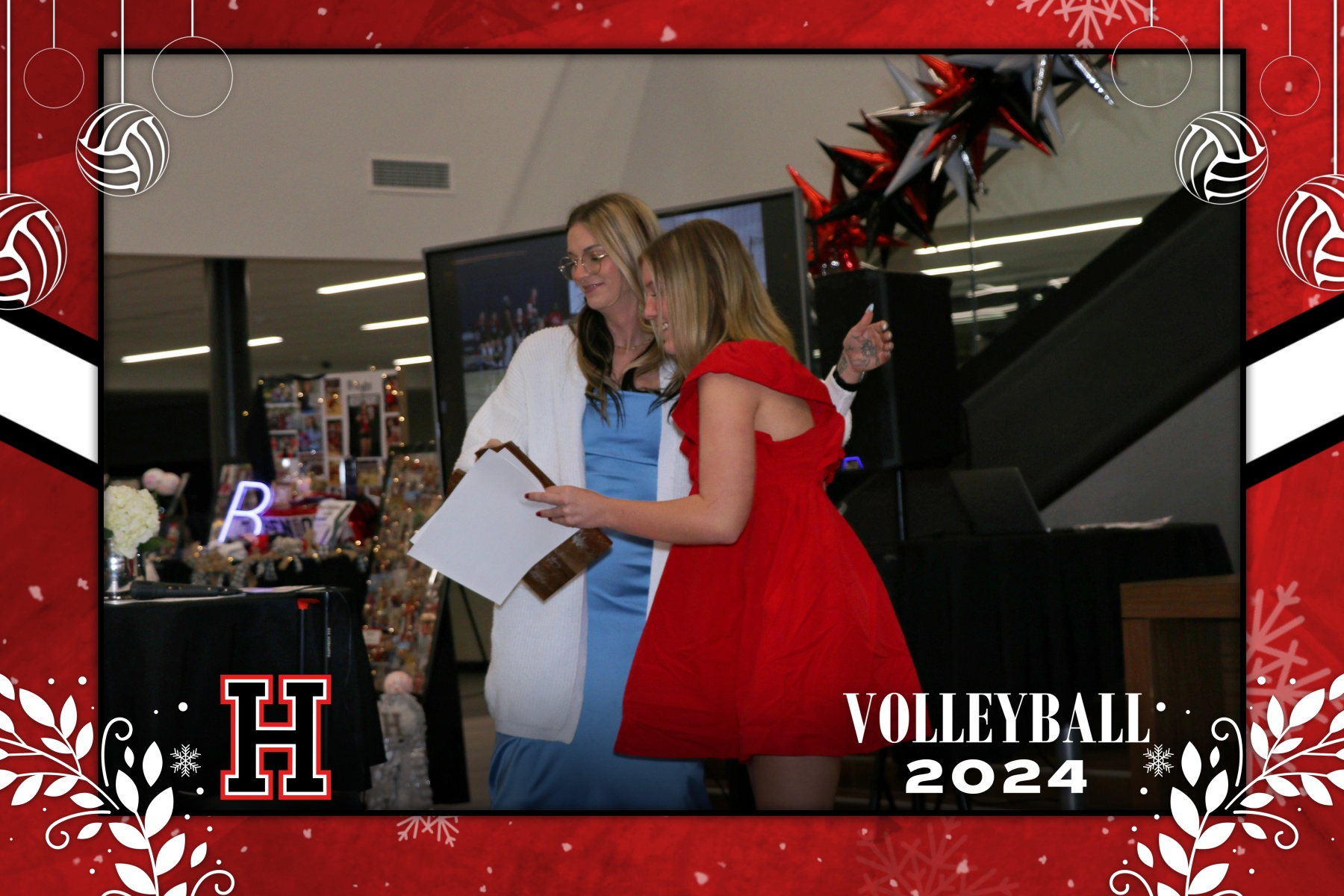 RHHS VOLLEYBALL BANQUET | View more photos from the event at gallery.rckapturedmemories.com/u/RCKapturedMemories/RHHS-VOLLEYBALL-BANQUET