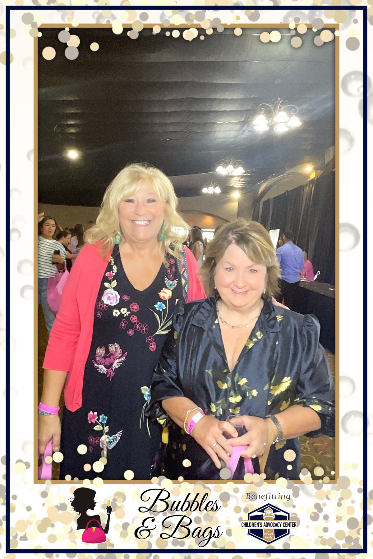 Rockwall CAC:  Bubbles and Bags | View more photos from the event at gallery.rckapturedmemories.com/u/RCKapturedMemories/Rockwall-CAC-Bubbles-and-Bags