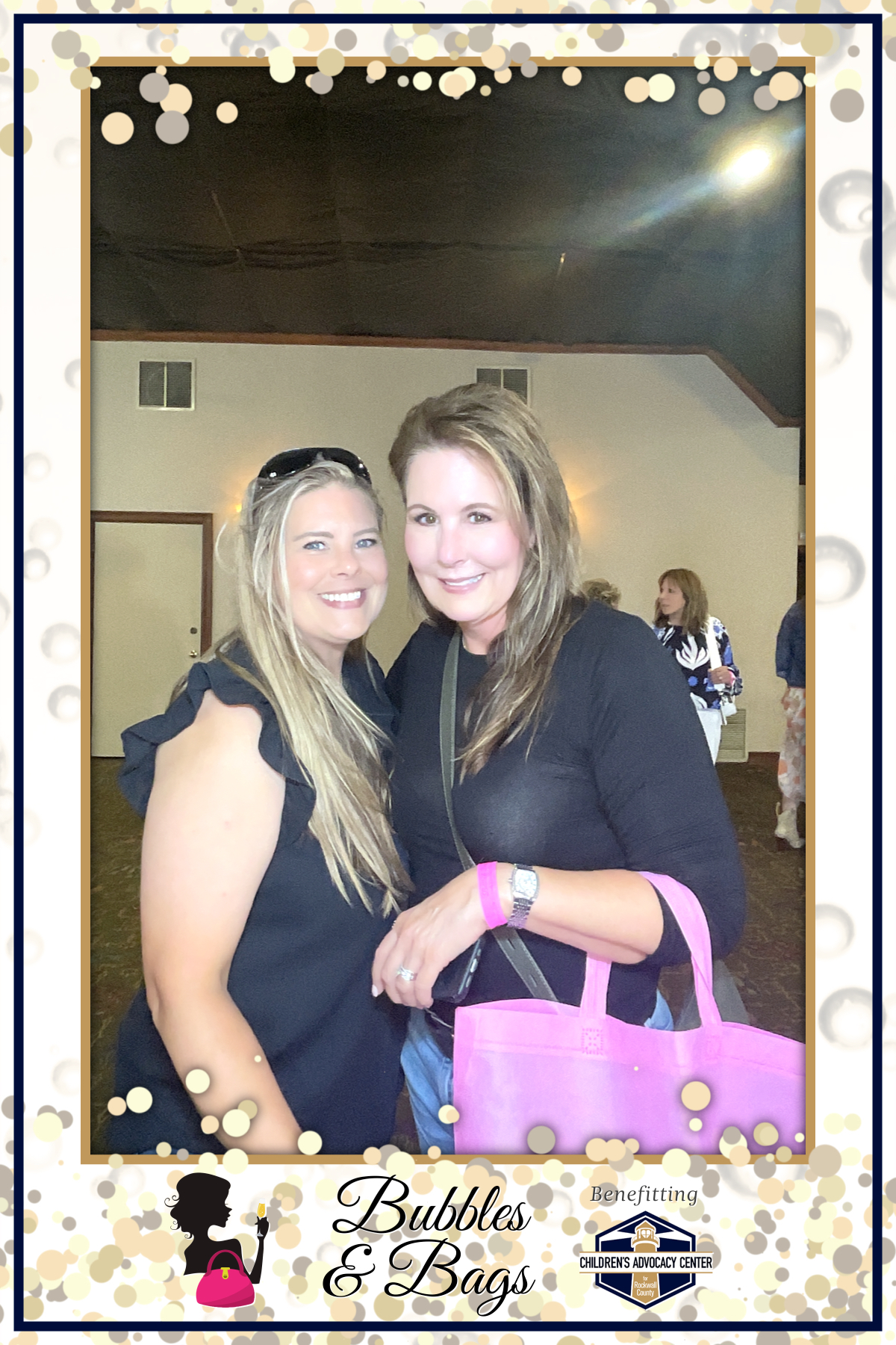 Rockwall CAC:  Bubbles and Bags | View more photos from the event at gallery.rckapturedmemories.com/u/RCKapturedMemories/Rockwall-CAC-Bubbles-and-Bags