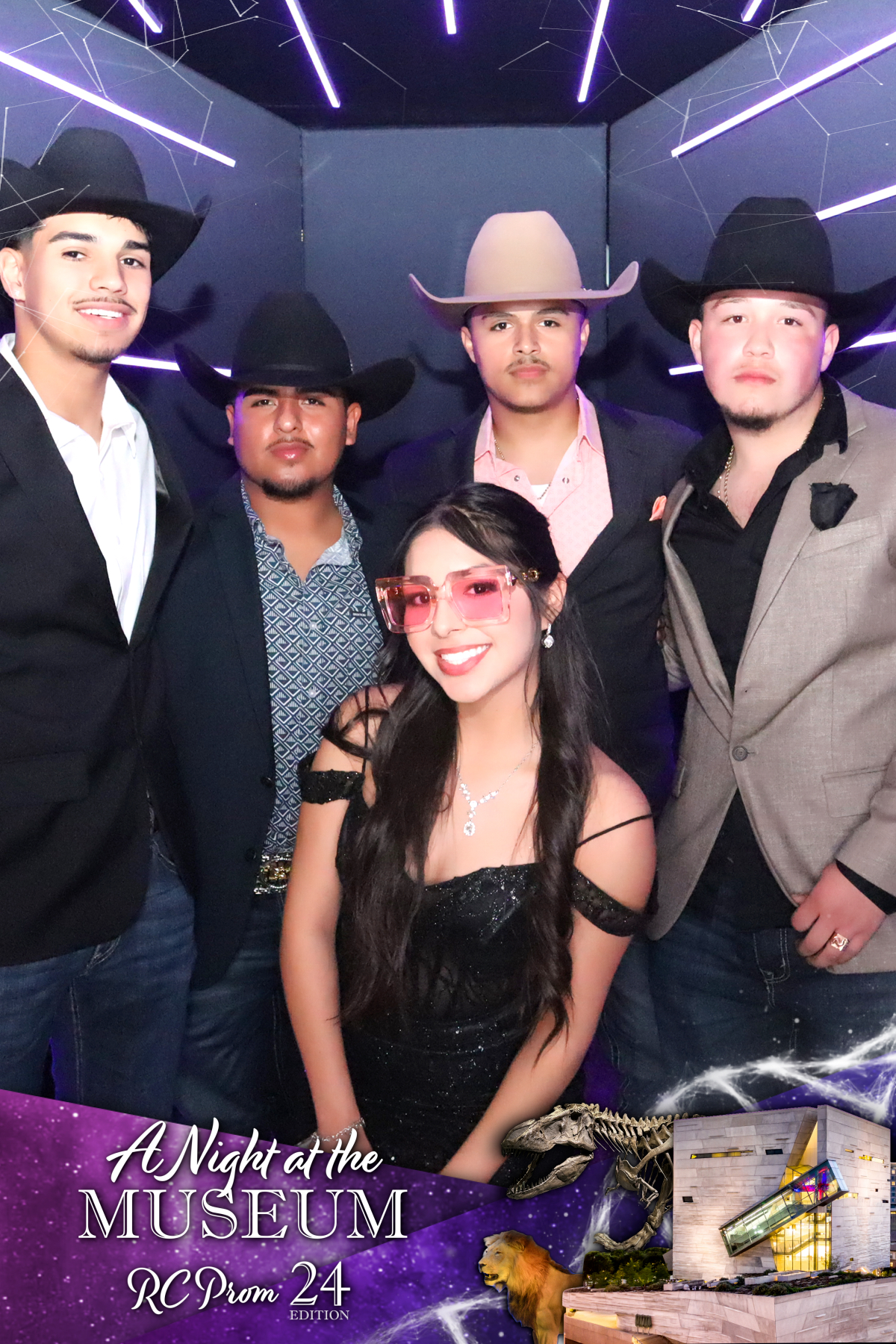 Royse City High School Prom 2024 | View more photos from the event at gallery.rckapturedmemories.com/u/RCKapturedMemories/Royse-City-High-School-Prom-2024