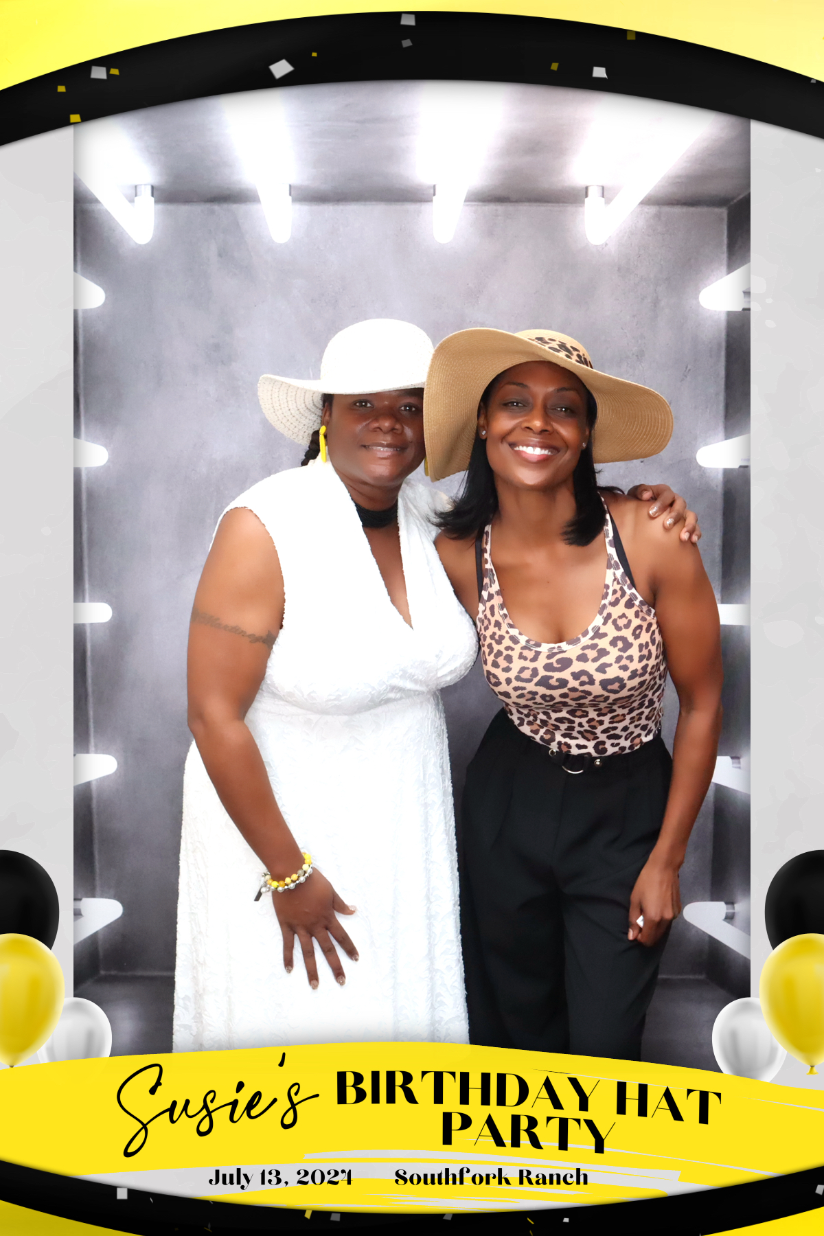 Susie's Birthday Hat Party | View more photos from the event at gallery.rckapturedmemories.com/u/RCKapturedMemories/Susies-Birthday-Hat-Party