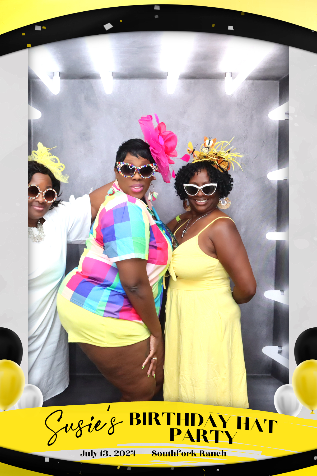 Susie's Birthday Hat Party | View more photos from the event at gallery.rckapturedmemories.com/u/RCKapturedMemories/Susies-Birthday-Hat-Party