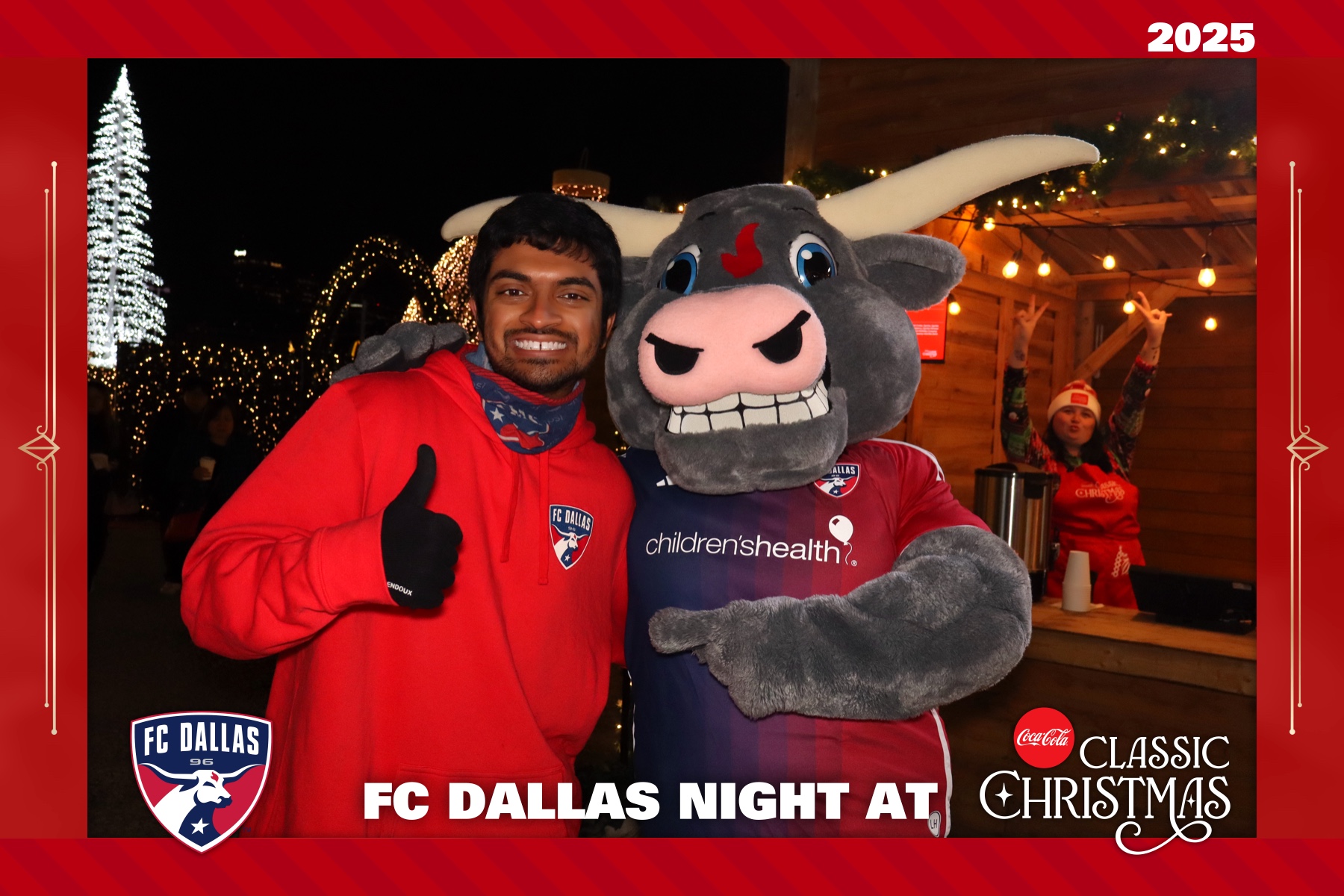 FC DALLAS NIGHT AT CLASSIC CHRISTMAS | View more photos from the event at gallery.rckapturedmemories.com/u/RCKapturedMemories/FC-DALLAS-NIGHT-AT-CLASSIC-CHRISTMAS