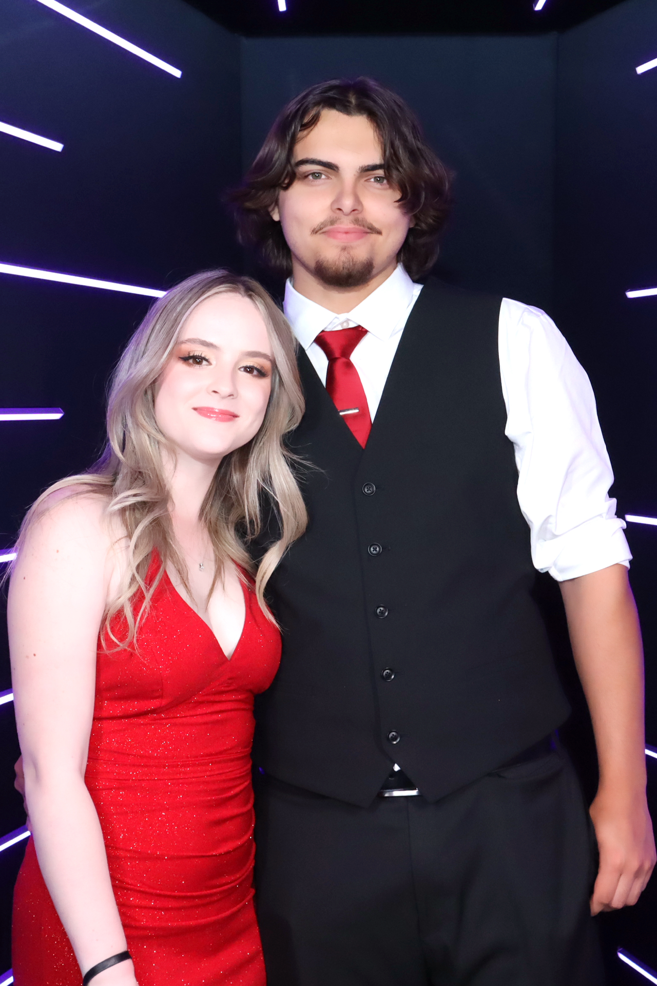 RCHS The Night of Nights Prom 2025 | View more photos from the event at gallery.rckapturedmemories.com/u/RCKapturedMemories/RCHS-The-Night-of-Nights-Prom-2025