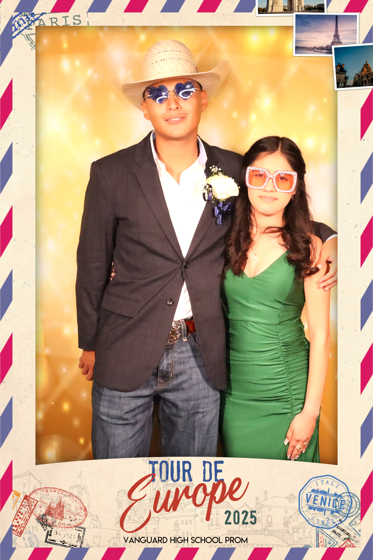 Vanguard Prom:  Tour de Europe | View more photos from the event at gallery.rckapturedmemories.com/u/RCKapturedMemories/Vanguard-Prom-Tour-de-Europe