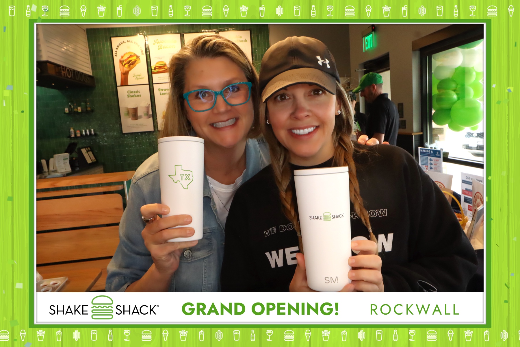 Shake Shack - Rockwall Grand Opening | View more photos from the event at gallery.rckapturedmemories.com/u/RCKapturedMemories/Shake-Shack-Rockwall-Grand-Opening