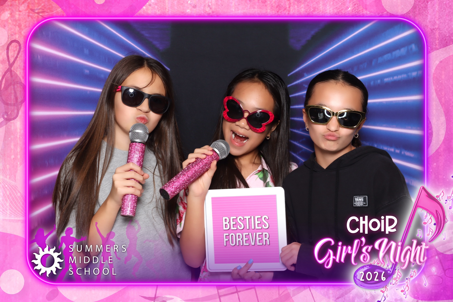 Summer's Choir Girl's Night | View more photos from the event at gallery.rckapturedmemories.com/u/RCKapturedMemories/Summers-Choir-Girls-Night