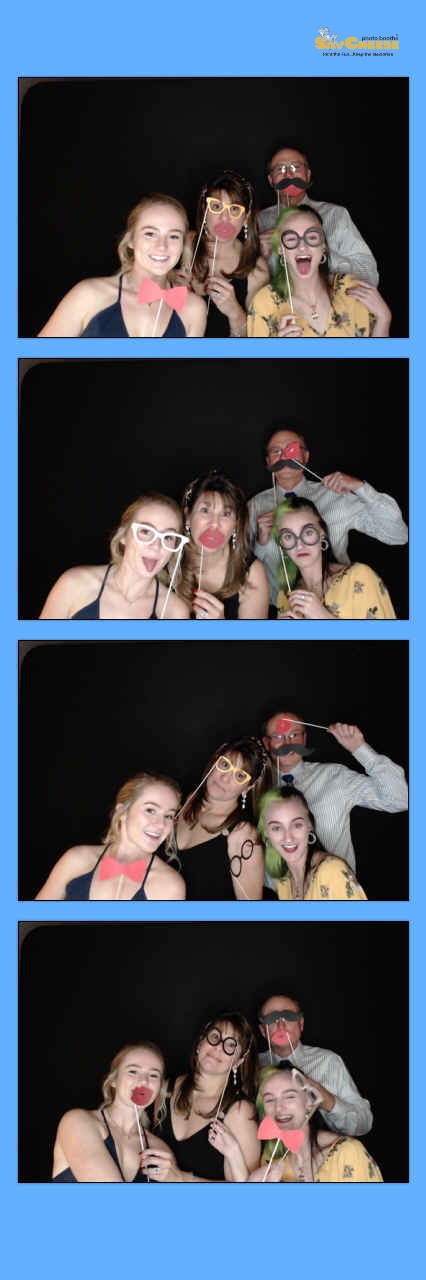 Alsip Wedding  | View more photos from the event at gallery.saycheesephotobooth.com/u/SayCheesePhotoBooth/Alsip-Wedding