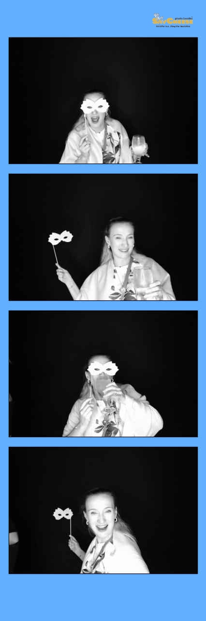 Alsip Wedding  | View more photos from the event at gallery.saycheesephotobooth.com/u/SayCheesePhotoBooth/Alsip-Wedding