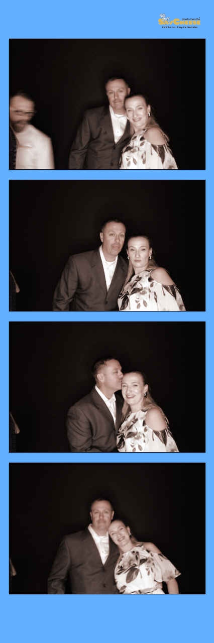 Alsip Wedding  | View more photos from the event at gallery.saycheesephotobooth.com/u/SayCheesePhotoBooth/Alsip-Wedding