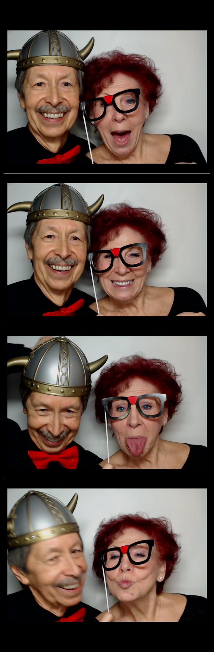 Atlas Air  | View more photos from the event at gallery.saycheesephotobooth.com/u/SayCheesePhotoBooth/Atlas-Air-0