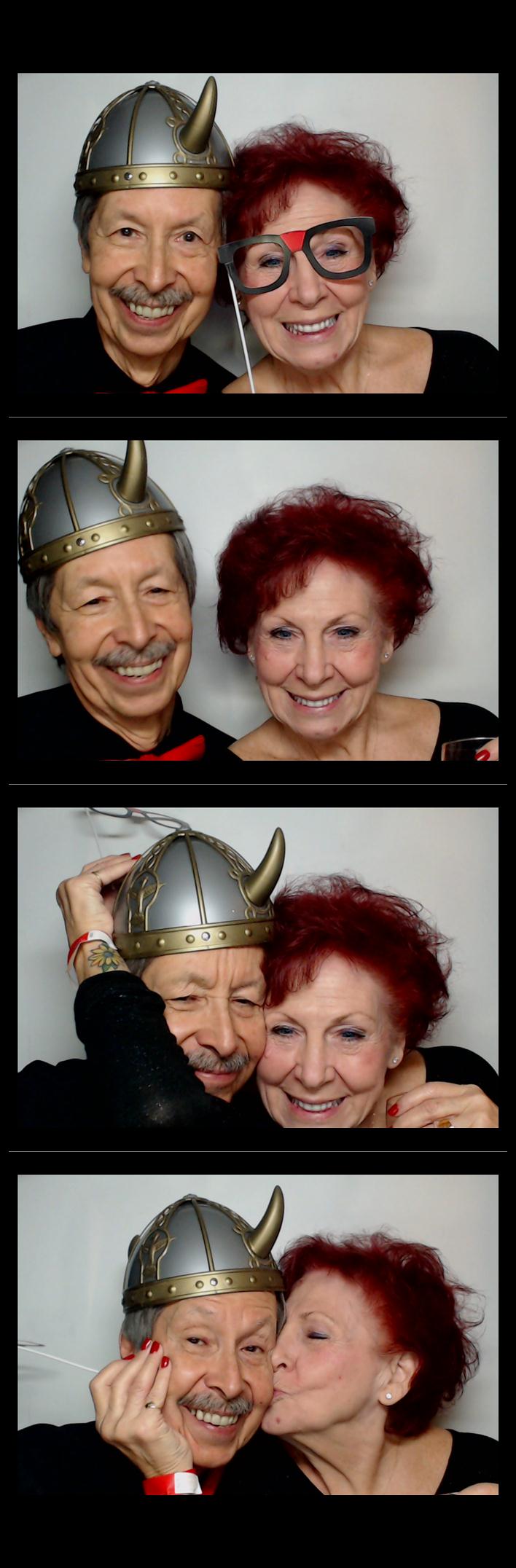 Atlas Air  | View more photos from the event at gallery.saycheesephotobooth.com/u/SayCheesePhotoBooth/Atlas-Air-0