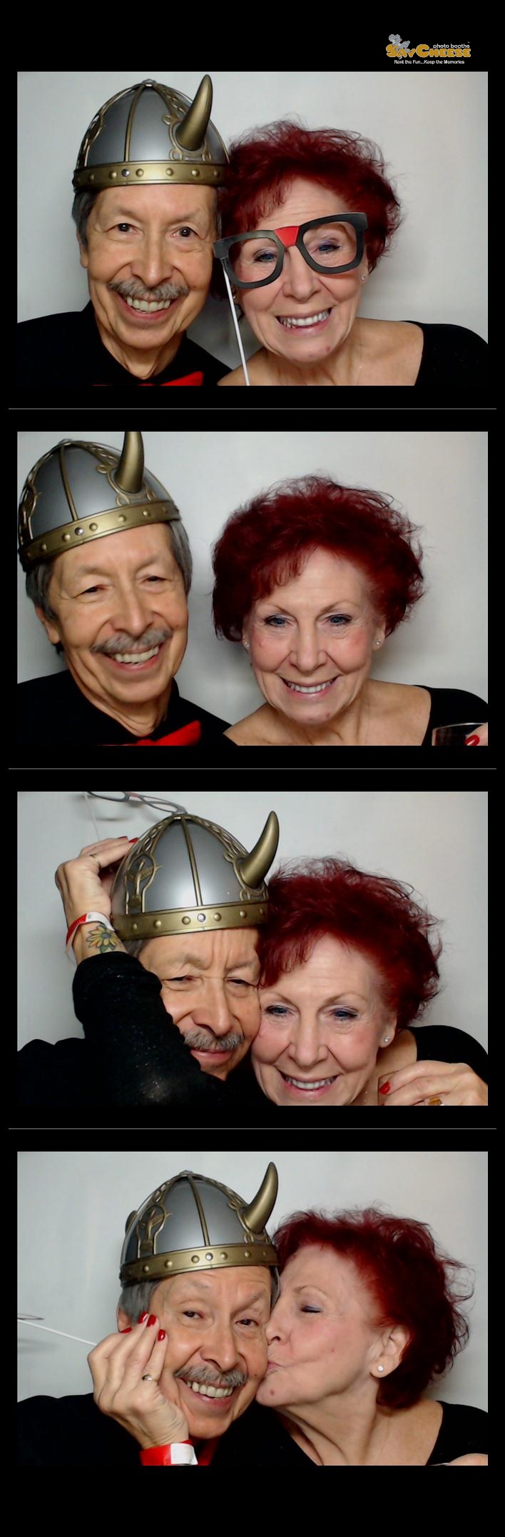 Atlas Air  | View more photos from the event at gallery.saycheesephotobooth.com/u/SayCheesePhotoBooth/Atlas-Air-0
