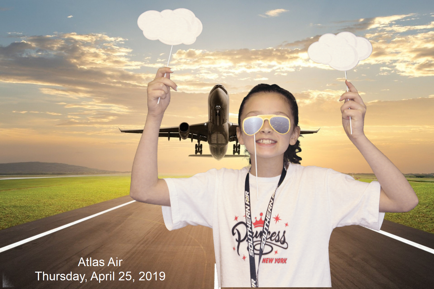 Atlas Air  | View more photos from the event at gallery.saycheesephotobooth.com/u/SayCheesePhotoBooth/Atlas-Air