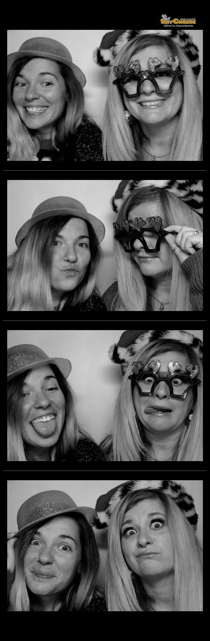 Atlas Air  | View more photos from the event at gallery.saycheesephotobooth.com/u/SayCheesePhotoBooth/Atlas-Air-0