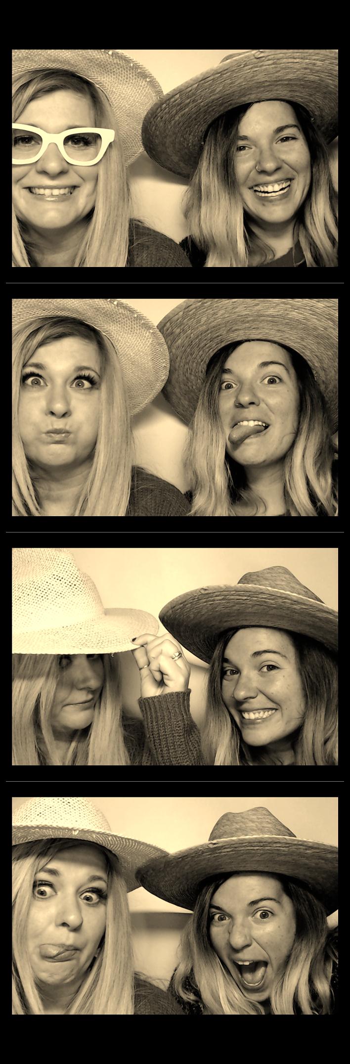 Atlas Air  | View more photos from the event at gallery.saycheesephotobooth.com/u/SayCheesePhotoBooth/Atlas-Air-0