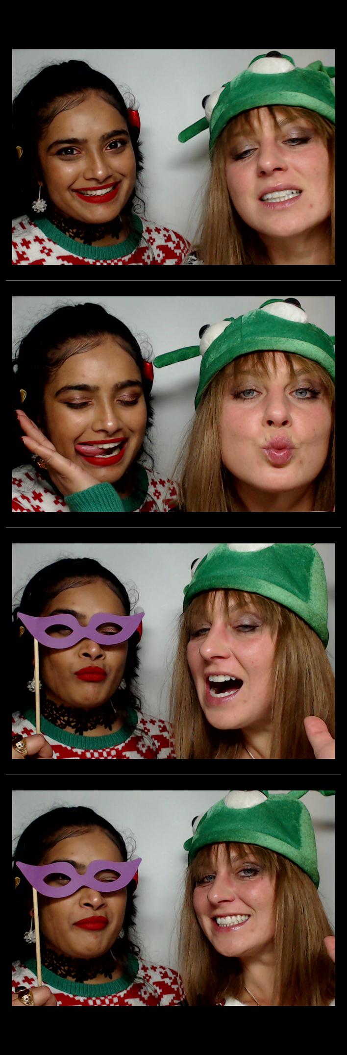 Atlas Air  | View more photos from the event at gallery.saycheesephotobooth.com/u/SayCheesePhotoBooth/Atlas-Air-0