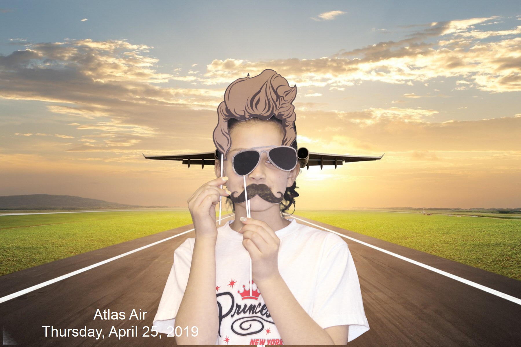 Atlas Air  | View more photos from the event at gallery.saycheesephotobooth.com/u/SayCheesePhotoBooth/Atlas-Air