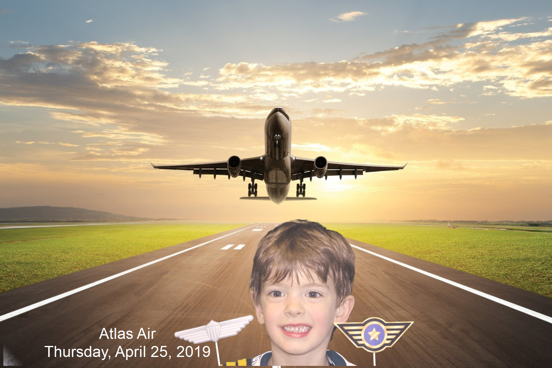 Atlas Air  | View more photos from the event at gallery.saycheesephotobooth.com/u/SayCheesePhotoBooth/Atlas-Air