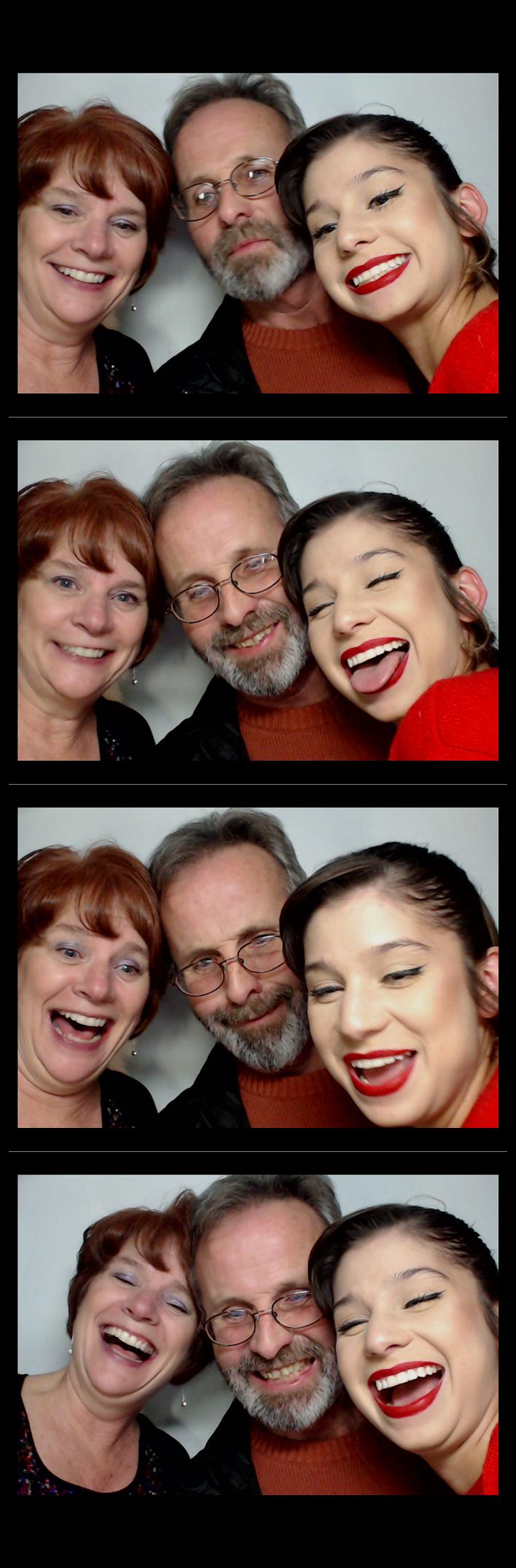 Atlas Air  | View more photos from the event at gallery.saycheesephotobooth.com/u/SayCheesePhotoBooth/Atlas-Air-0
