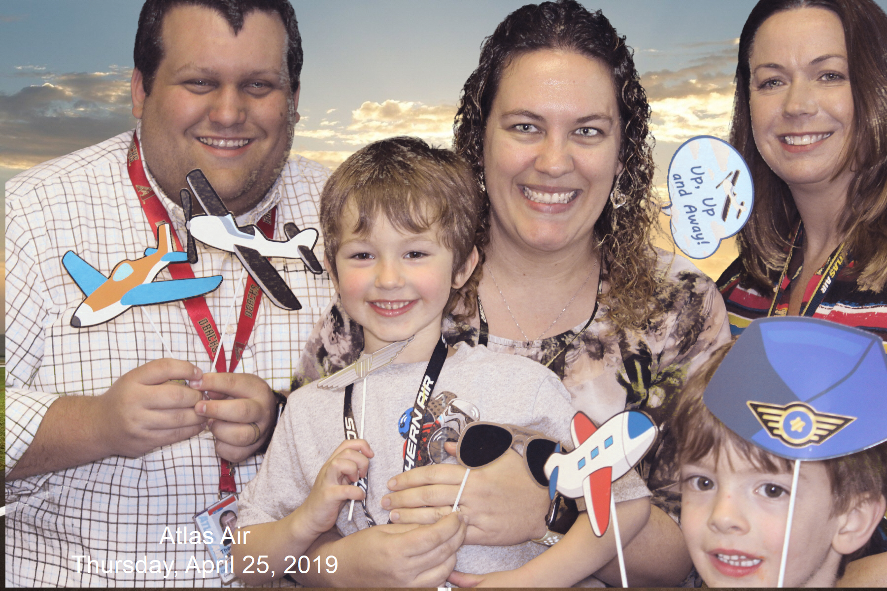 Atlas Air  | View more photos from the event at gallery.saycheesephotobooth.com/u/SayCheesePhotoBooth/Atlas-Air