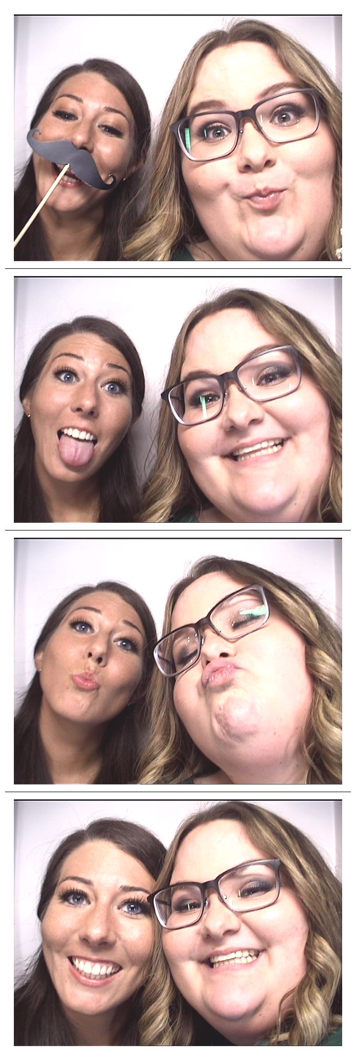 Benge wedding  | View more photos from the event at gallery.saycheesephotobooth.com/u/SayCheesePhotoBooth/Benge-wedding