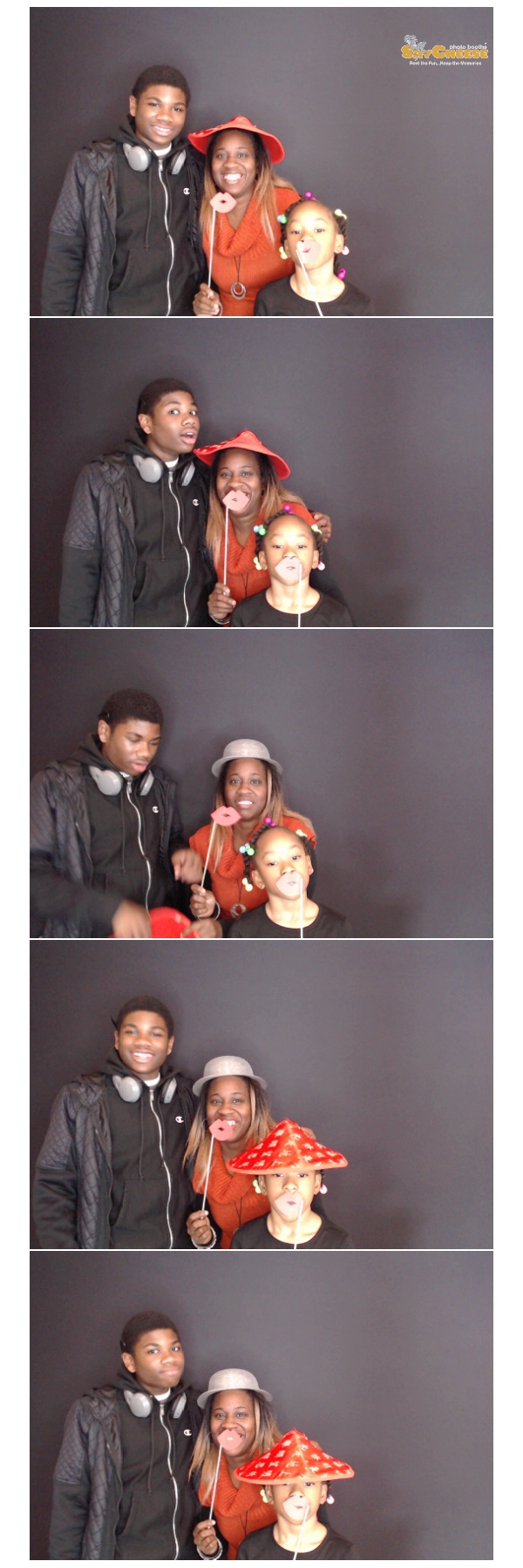 Bethany House  | View more photos from the event at gallery.saycheesephotobooth.com/u/SayCheesePhotoBooth/Bethany-House