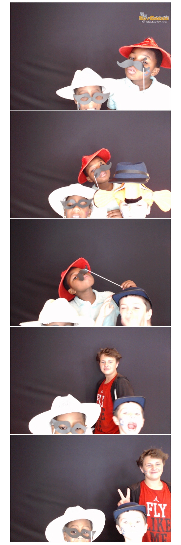Bethany House  | View more photos from the event at gallery.saycheesephotobooth.com/u/SayCheesePhotoBooth/Bethany-House