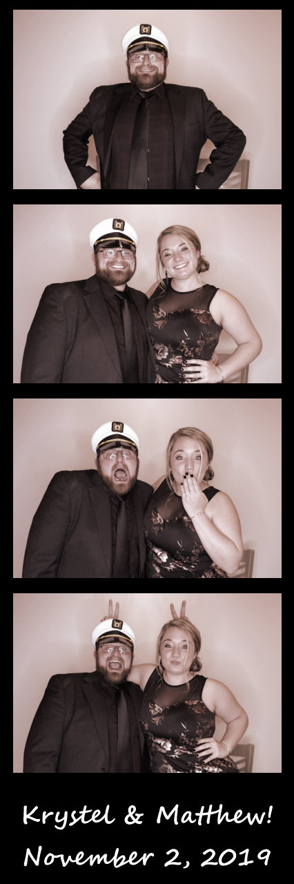 Burger wedding  | View more photos from the event at gallery.saycheesephotobooth.com/u/SayCheesePhotoBooth/Burger-wedding