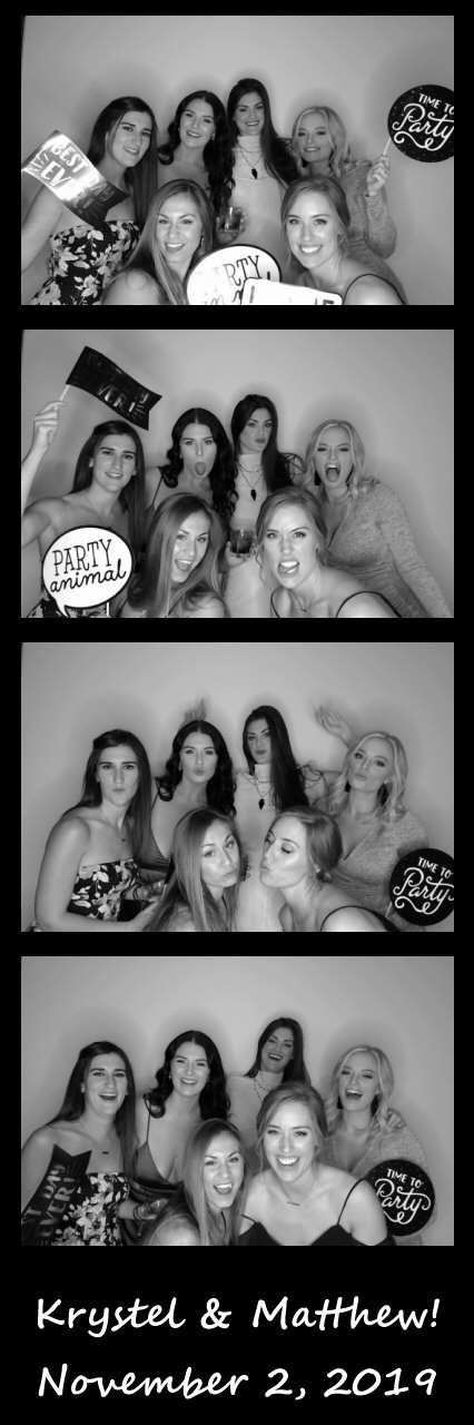 Burger wedding  | View more photos from the event at gallery.saycheesephotobooth.com/u/SayCheesePhotoBooth/Burger-wedding