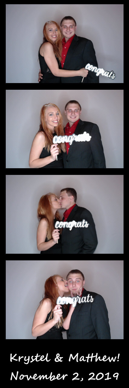 Burger wedding  | View more photos from the event at gallery.saycheesephotobooth.com/u/SayCheesePhotoBooth/Burger-wedding