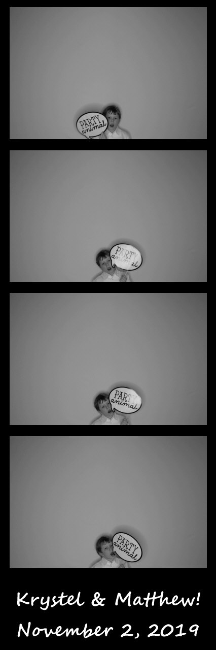Burger wedding  | View more photos from the event at gallery.saycheesephotobooth.com/u/SayCheesePhotoBooth/Burger-wedding