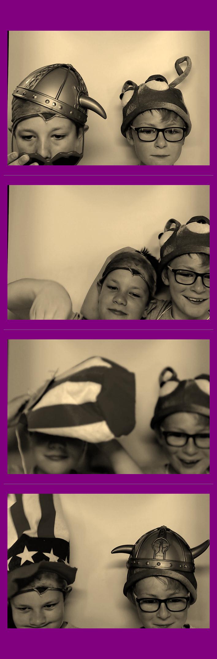 Campbell Ridge Elementary  | View more photos from the event at gallery.saycheesephotobooth.com/u/SayCheesePhotoBooth/Campbell-Ridge-Elementary