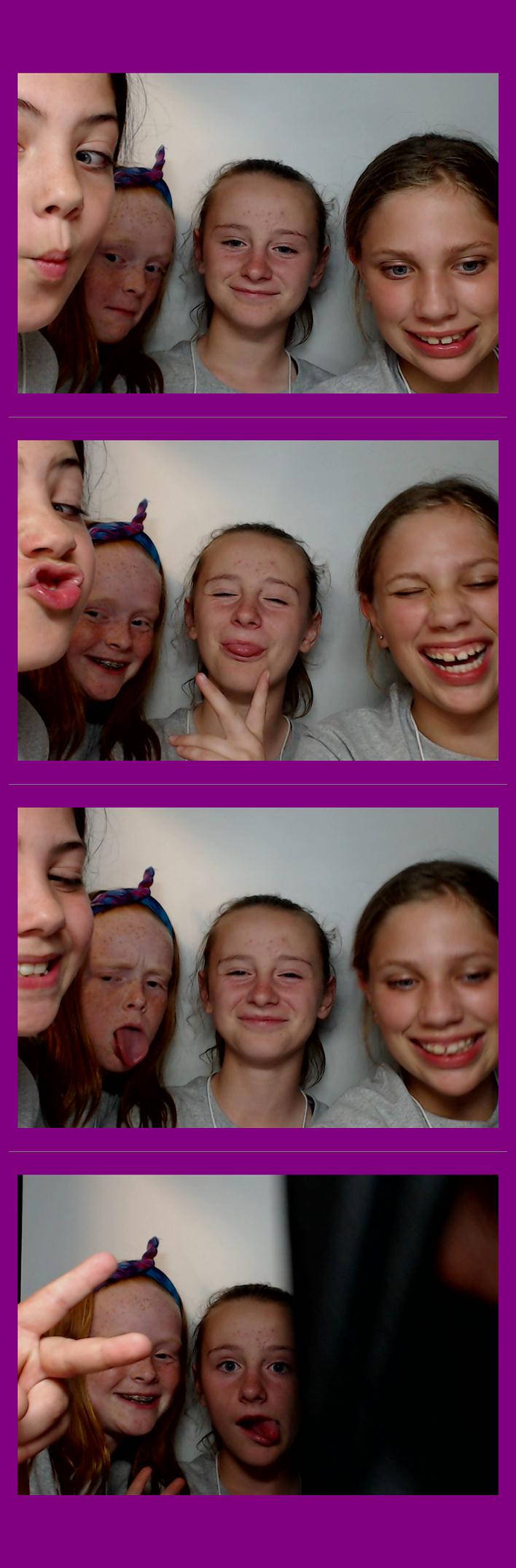 Campbell Ridge Elementary  | View more photos from the event at gallery.saycheesephotobooth.com/u/SayCheesePhotoBooth/Campbell-Ridge-Elementary