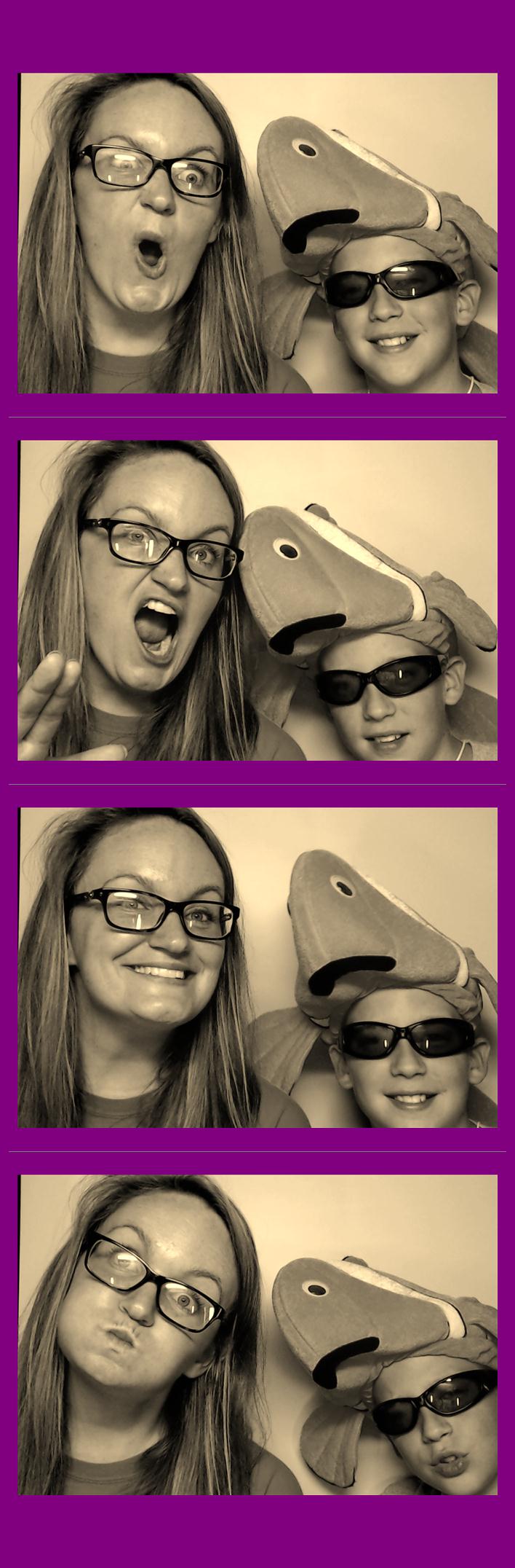 Campbell Ridge Elementary  | View more photos from the event at gallery.saycheesephotobooth.com/u/SayCheesePhotoBooth/Campbell-Ridge-Elementary