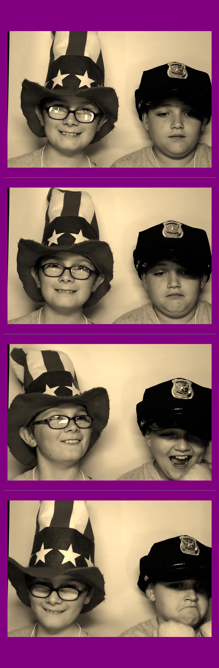 Campbell Ridge Elementary  | View more photos from the event at gallery.saycheesephotobooth.com/u/SayCheesePhotoBooth/Campbell-Ridge-Elementary