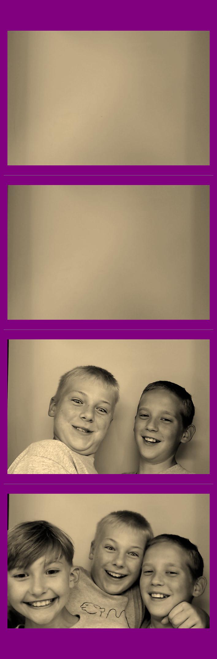 Campbell Ridge Elementary  | View more photos from the event at gallery.saycheesephotobooth.com/u/SayCheesePhotoBooth/Campbell-Ridge-Elementary