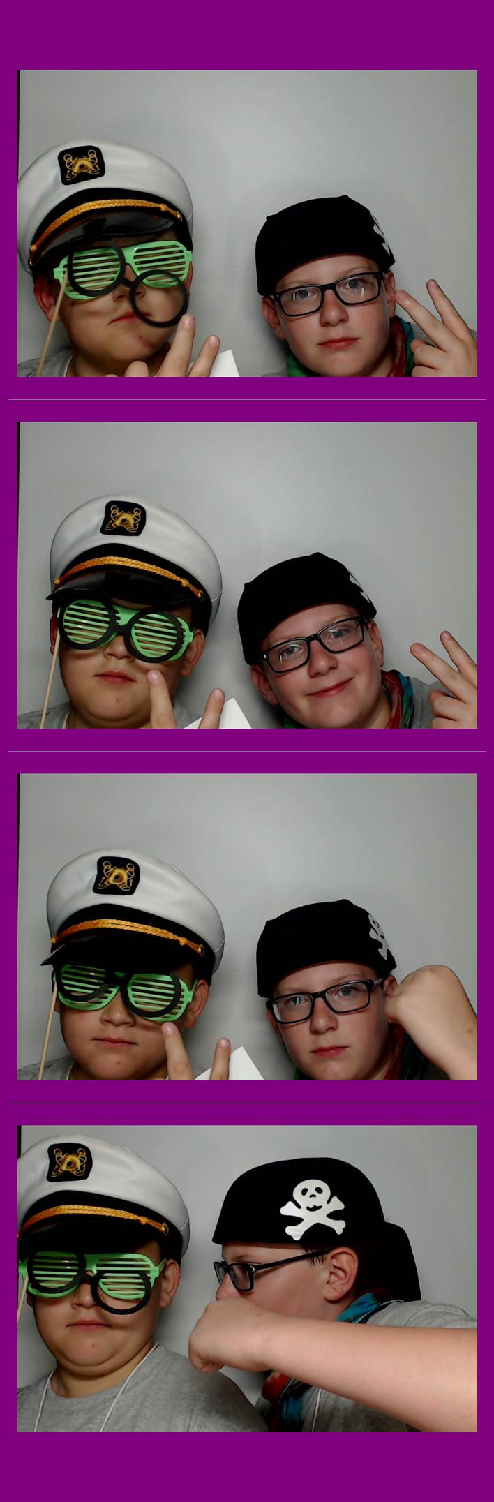 Campbell Ridge Elementary  | View more photos from the event at gallery.saycheesephotobooth.com/u/SayCheesePhotoBooth/Campbell-Ridge-Elementary