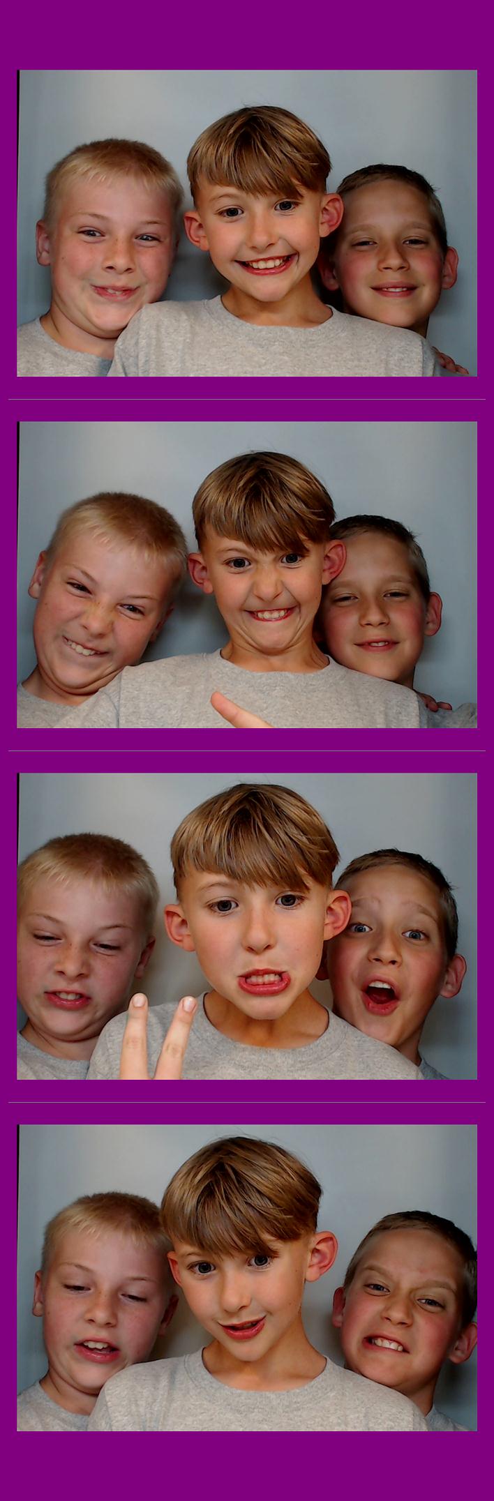 Campbell Ridge Elementary  | View more photos from the event at gallery.saycheesephotobooth.com/u/SayCheesePhotoBooth/Campbell-Ridge-Elementary